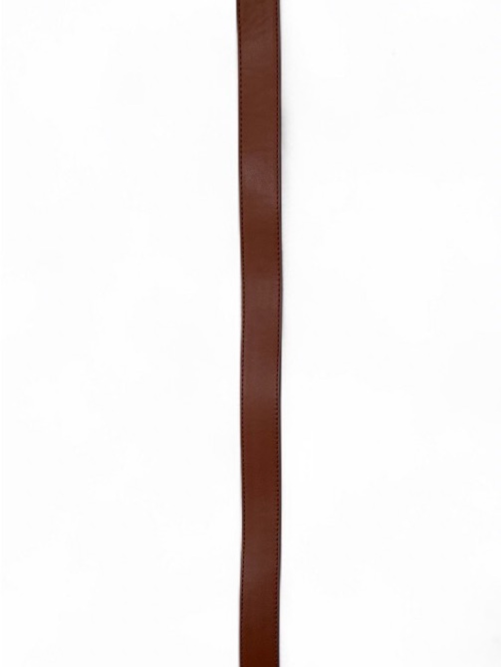 Women’s brown synthetic leather belt size medium NWT.
